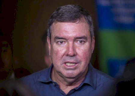 RIEDEL PEDE AUTORIZAÇÃO PARA TIRAR FÉRIAS NO FIM DO ANO