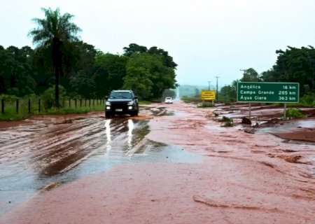 IVINHEMA DECRETA ESTADO DE CALAMIDADE APÓS REGISTRAR MAIOR VOLUME DE CHUVAS DO BRASIL