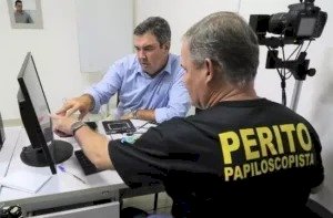 NOVO RG: DEMANDA RECORDE PELA IDENTIDADE EXPÕE IMPASSE ENTRE MUNICÍPIOS E GESTÃO ESTADUAL
