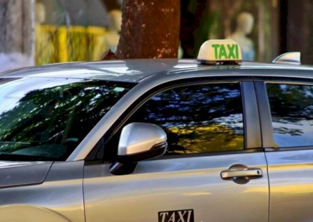 NOVA LEI PERMITE TRANSFERIR OUTORGA DE TÁXI E ISENTA TAXA DE TAXÍMETRO POR CINCO ANOS
