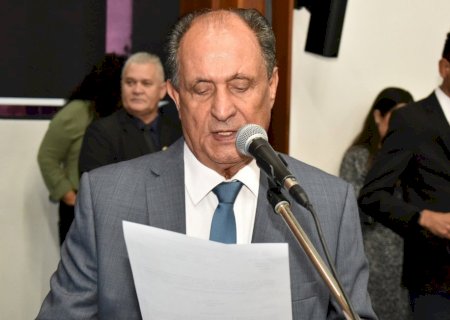 ZÉ TEIXEIRA APRESENTA PROJETO PARA FORTALECER APAES EM MS