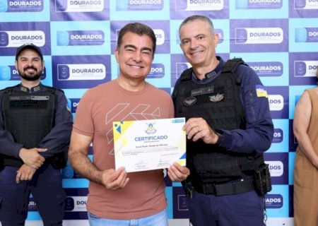 PREFEITURA FORMA AGENTES DE TRÂNSITO PARA ATUAREM COMO MOTOCICLISTA BATEDOR
