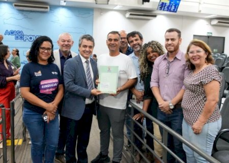 LANDMARK PROPÕE ACOLHIMENTO E APOIO PSICOLÓGICO A PROFESSORES: “QUEM CUIDA TAMBÉM PRECISA SER CUIDADO”