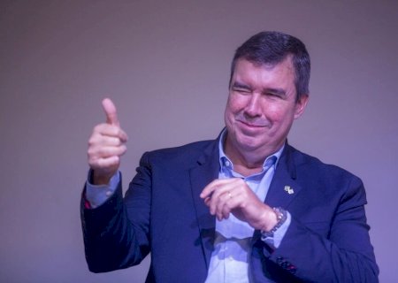 ASSEMBLEIA AUTORIZA RIEDEL A TIRAR RECESSO DE 18 DIAS NO FIM DO ANO