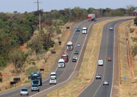 BR-163 DEVE RECEBER QUASE 800 MIL VEÍCULOS NO NATAL E ANO NOVO EM MS