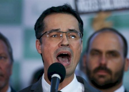 EX-DEPUTADO DELTAN DALLAGNOL PAGA R$ 146 MIL DE INDENIZAÇÃO A LULA