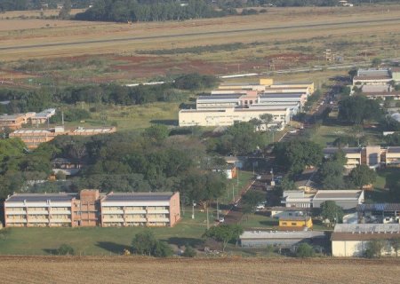 DOURADOS:UFGD ABRE CONCURSO PARA PROFESSORES COM 27 VAGAS E SALÁRIOS DE ATÉ R$ 13 MIL