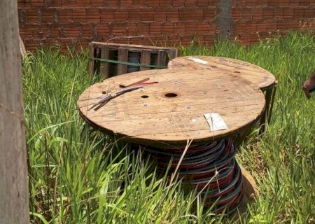 OPERAÇÃO PRENDE FUNCIONÁRIOS QUE FURTARAM CABOS ELÉTRICOS DA EMPRESA QUE TRABALHAM