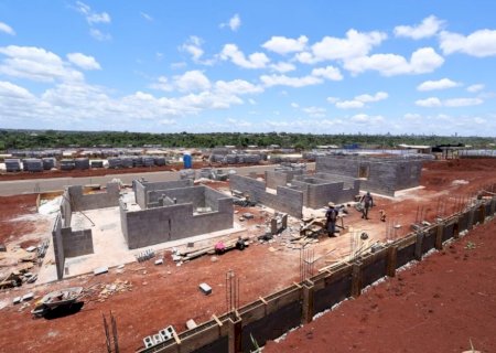 EM 11 MESES, AGÊNCIA DE HABITAÇÃO AVANÇA COM REGULARIZAÇÃO FUNDIÁRIA E MORADIA DIGNA EM DOURADOS