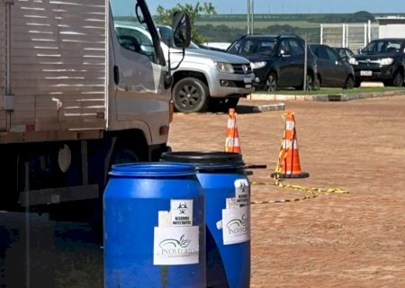 DENÚNCIA REVELA DESCARTE ILEGAL DE LIXO EM HOSPITAL INAUGURADO HÁ 20 DIAS PELO GOVERNO DE MS