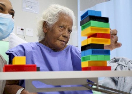 HOSPITAL REGIONAL DE DOURADOS INICIA ESTIMULAÇÃO NEUROCOGNITIVA SENSORIAL COMO PRÁTICA DE CUIDADO NA UTI ADULTO