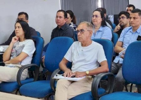 PREFEITURA CAPACITA SERVIDORES PARA ADOÇÃO DE SISTEMA “PAPEL ZERO” EM PAGAMENTOS