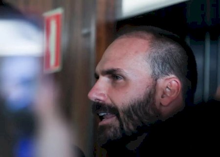 PF DETERMINA RETORNO IMEDIATO DE EDUARDO BOLSONARO A CARGO DE ESCRIVÃO