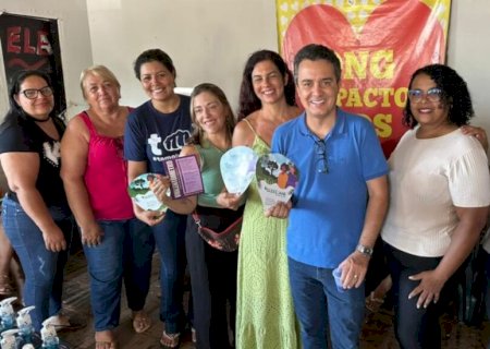 CURSO DE TRANÇAS FORTALECE GERAÇÃO DE RENDA PARA MULHERES NO JARDIM TARUMÃ