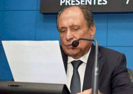 DOURADOS: ZÉ TEIXEIRA ARTICULA CRIAÇÃO DE UBS E APROVA LEI DA FELIT