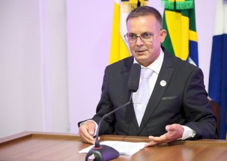 INSPETOR CABRAL ACOMPANHA LUTA DE AGENTES DE SAÚDE E ENDEMIAS POR SEGURANÇA JURÍDICA
