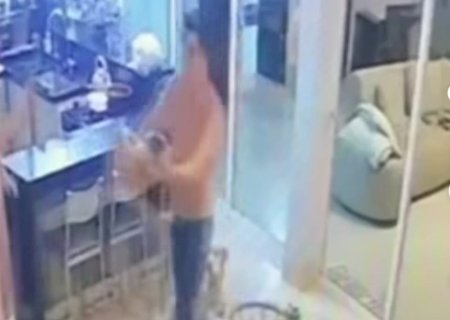 EX-SECRETÁRIO DE SAÚDE DE DOURADOS É PRESO APÓS AGREDIR ENTEADA E ARREMESSAR CACHORRO
