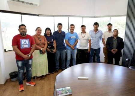 PREFEITURA DE DOURADOS RECEBE REPRESENTANTES DA RESERVA INDÍGENA E DEBATE DEMANDAS PRIORITÁRIAS