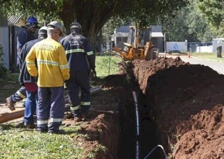 DOURADOS ESTÁ ENTRE CIDADES COM OBRAS PARA AMPLIAR REDE DE ESGOTO E ABASTECIMENTO