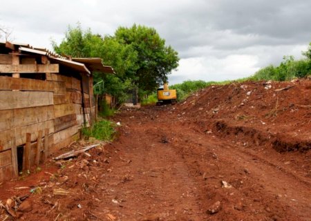 LANDMARK GARANTE LIMPEZA DE VIAS E RETIRADA DE ENTULHOS EM FAVELAS DO JARDIM NOROESTE E TERUEL