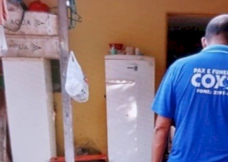 COM MARIDO E FILHO PRESOS, POLÍCIA FAZ RECONSTITUIÇÃO DE FEMINICÍDIO