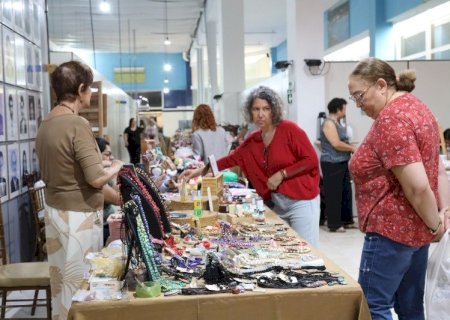 FEIRA MESTRE CILSO SEGUE COM PROGRAMAÇÃO NA CÂMARA DE DOURADOS ATÉ SEXTA-FEIRA