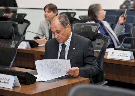 ZÉ TEIXEIRA COBRA MELHORIAS EM ESTRADAS E ESTRUTURA ESCOLAR DE DOURADOS