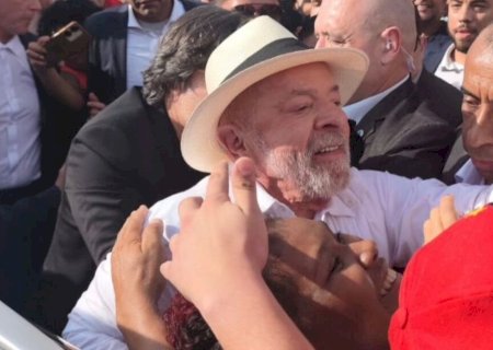 LULA CHEGA A CAMPO GRANDE PARA SESSÃO ESPECIAL DA COP15