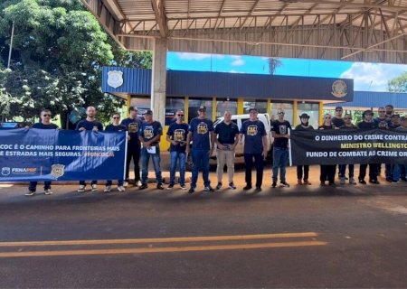 POLICIAIS RODOVIÁRIOS PROTESTAM POR CRIAÇÃO DE VERBA CONTRA O CRIME ORGANIZADO