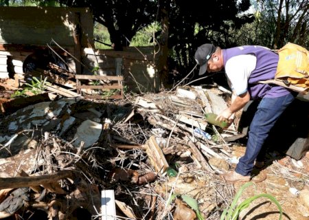 JARDIM JÓQUEI CLUBE LIDERA CASOS DE CHIKUNGUNYA E RECEBE FORÇA-TAREFA COM ARMADILHAS E LIMPEZA