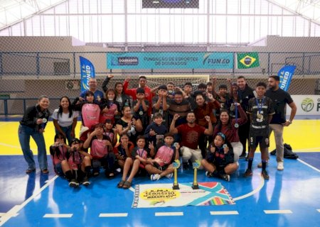 JOGOS DE OUTONO DE DOURADOS DEFINEM OS CAMPEÕES DO FUTSAL