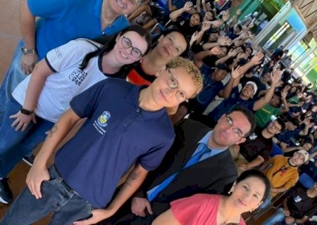 PREFEITURA FORTALECE POLÍTICAS DE CIDADANIA E JUVENTUDE COM CICLO DE PALESTRAS EDUCATIVAS