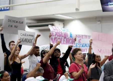 MPE É A FAVOR DE SUSPENDER LEI QUE PROÍBE TRANS EM BANHEIROS FEMININOS