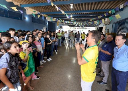 PREFEITURA APRESENTA AOS ALUNOS DA REME JOGO DIGITAL PARA REFORÇAR COMBATE À DENGUE