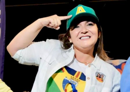 PF FAZ OPERAÇÃO POR SUSPEITA DE COMPRA DE VOTOS E MIRA CAMPANHA DE ADRIANE LOPES