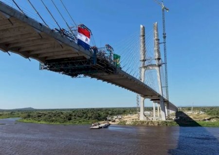 BRASIL E PARAGUAI SE UNEM FISICAMENTE PELA PONTE DA ROTA BIOCEÂNICA